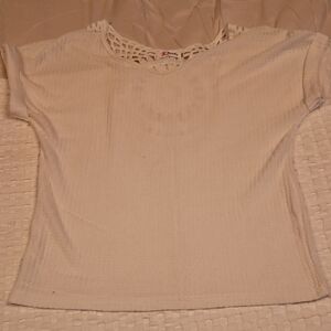 Elegant White Short Sleeve Top